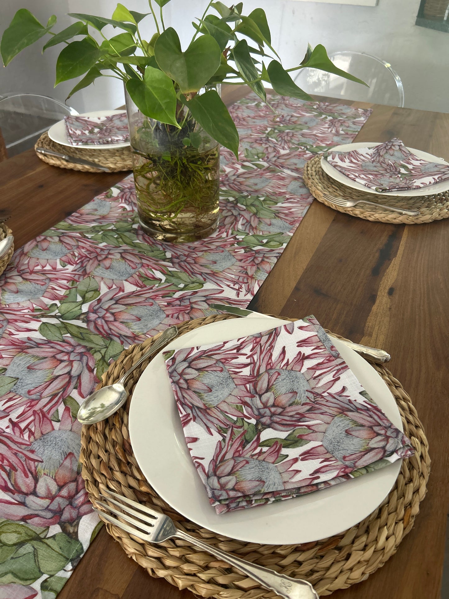 King Protea Napkins