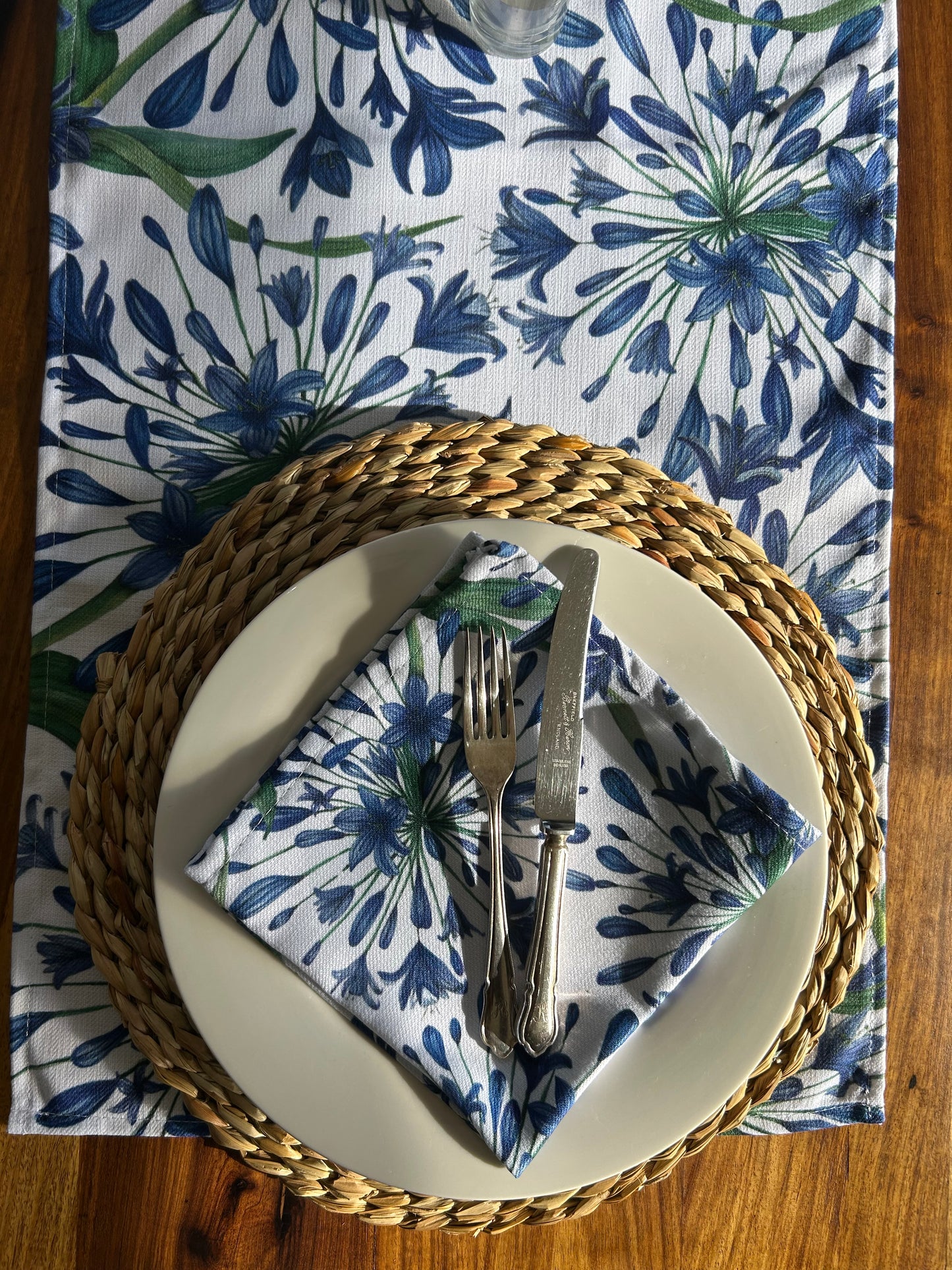 Agapanthus Table Runner